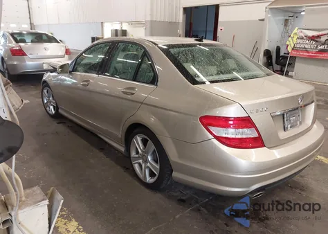2011 Mercedes-Benz C 300 Sport из США, поврежденный, VIN WDDGF5EB4BA474413